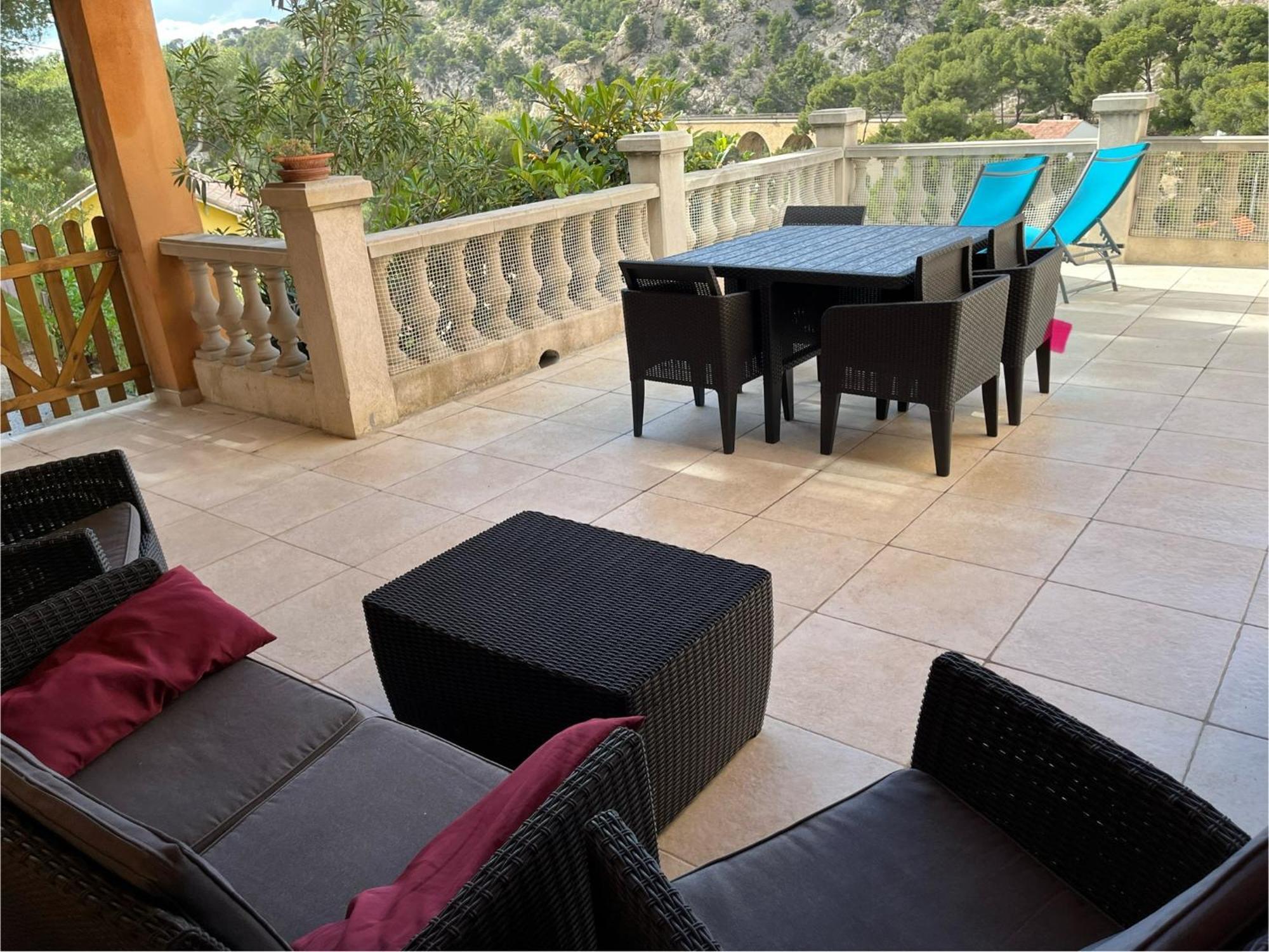 La Casa Calanquaise - Mer A 250M Accessible A Pied - T2 Spacieux Independant - Terrasse Ombragee Ensues-la-Redonne Exterior foto